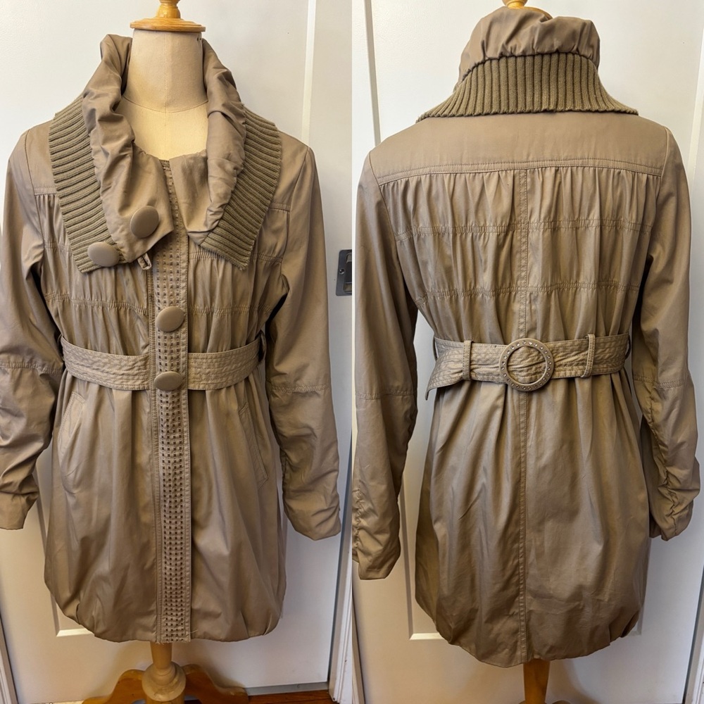 Angela brand, Modern Taupe Ruffled Collar Women's Coat. Size Medium